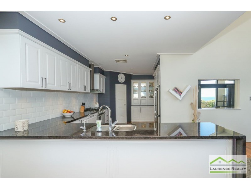 17 Glensanda Way, Mindarie WA 6030