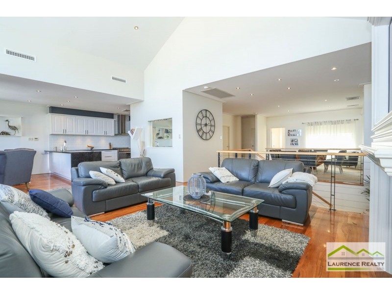 17 Glensanda Way, Mindarie WA 6030