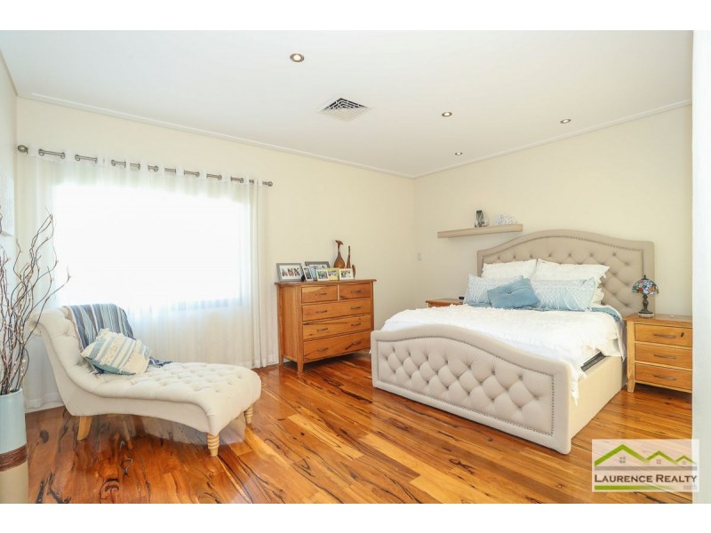 17 Glensanda Way, Mindarie WA 6030