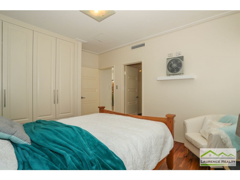 17 Glensanda Way, Mindarie WA 6030