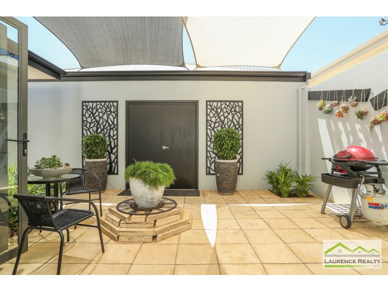 17 Glensanda Way, Mindarie WA 6030