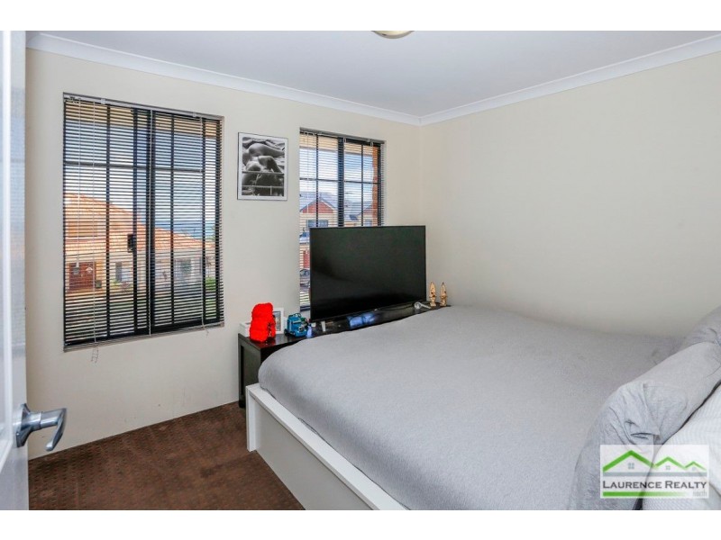 10 Lena Pass, Mindarie WA 6030