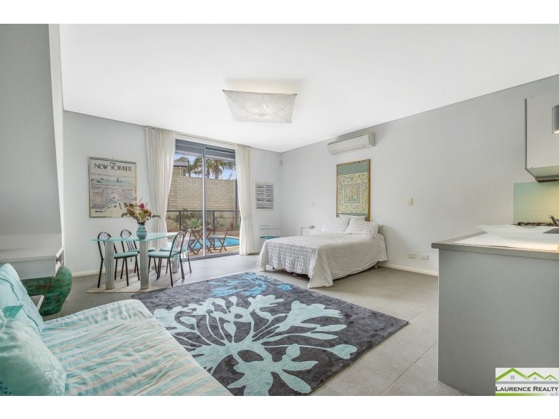 30 Mariners View, Mindarie WA 6030