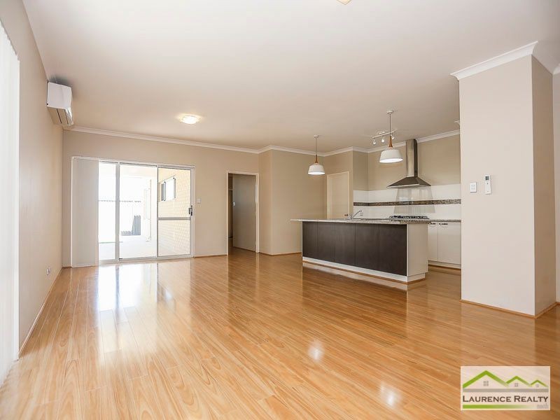 10 Cosmia Grove, Jindalee WA 6036