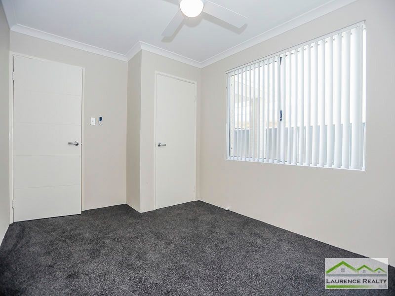 10 Cosmia Grove, Jindalee WA 6036