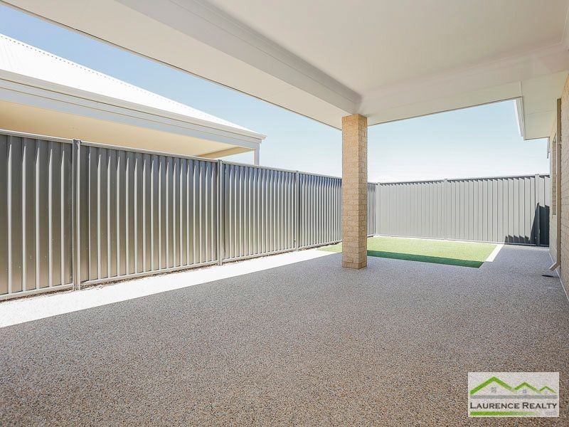 10 Cosmia Grove, Jindalee WA 6036