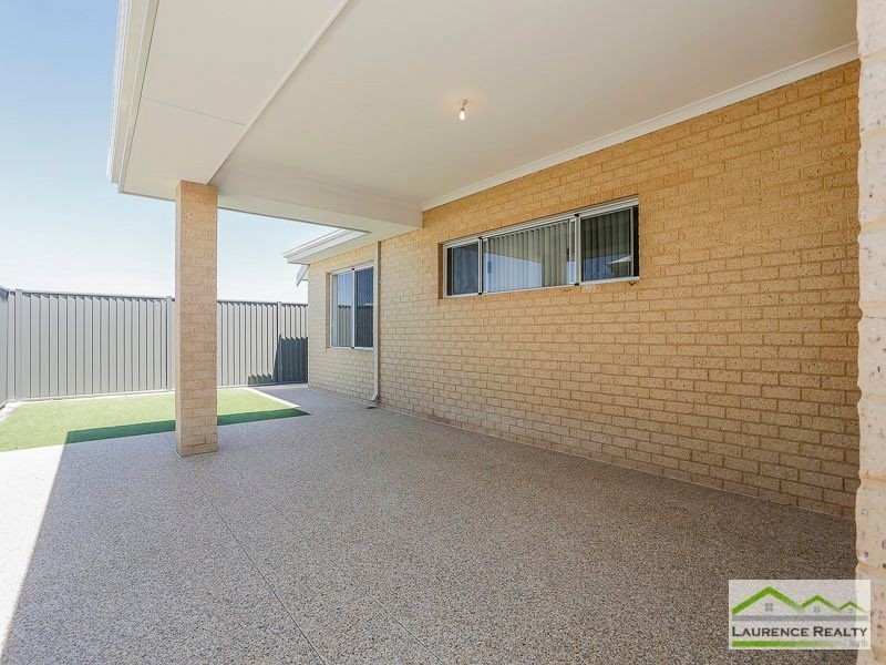 10 Cosmia Grove, Jindalee WA 6036