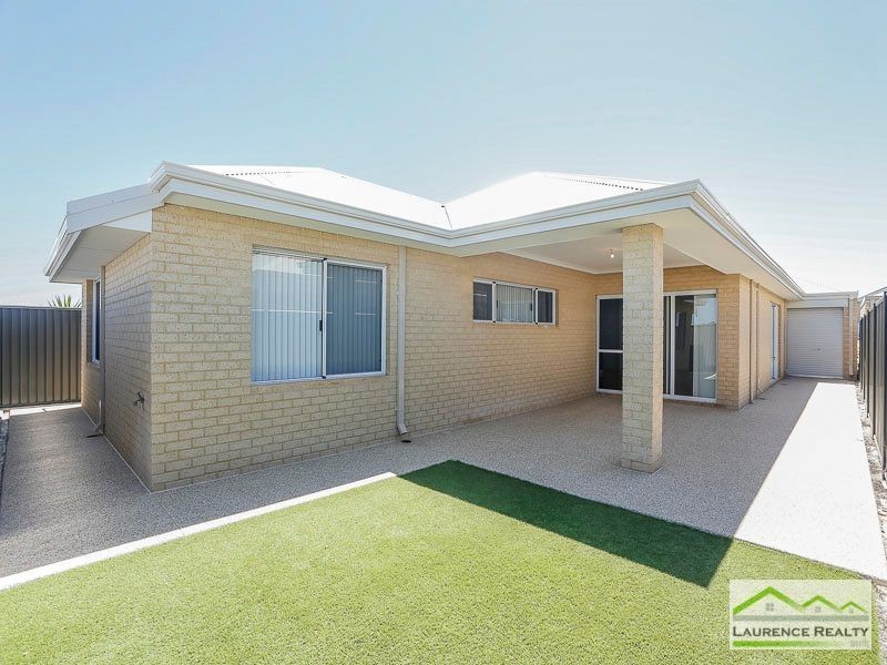 10 Cosmia Grove, Jindalee WA 6036