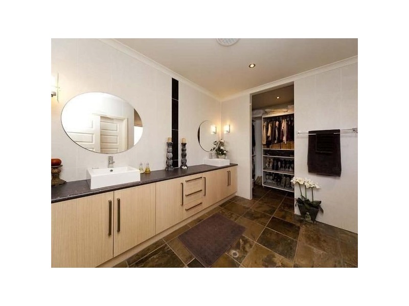 6 Glensanda Way, Mindarie WA 6030