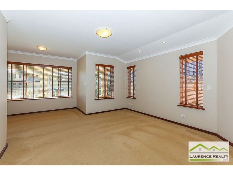 106 Rothesay Heights, Mindarie WA 6030