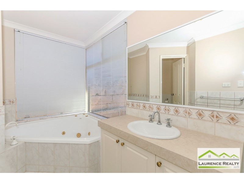 106 Rothesay Heights, Mindarie WA 6030