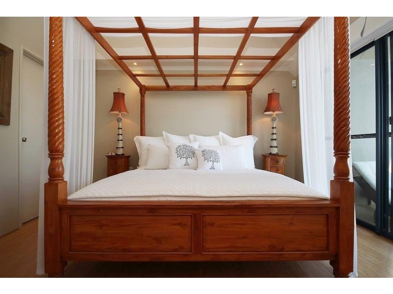 27 Toulon Circle, Mindarie WA 6030