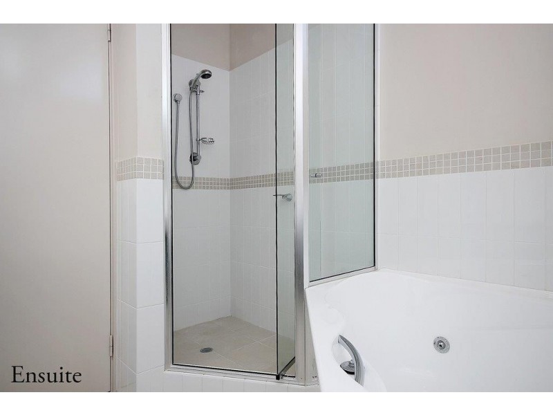 27 Toulon Circle, Mindarie WA 6030