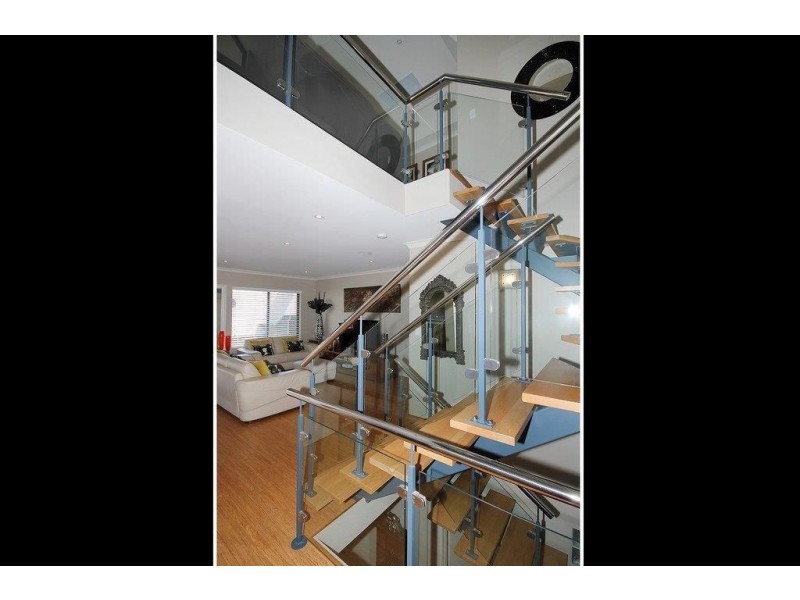 27 Toulon Circle, Mindarie WA 6030