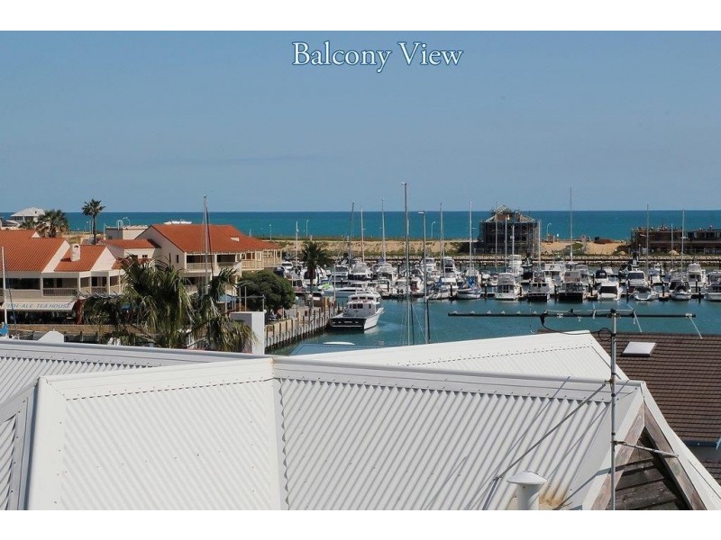 27 Toulon Circle, Mindarie WA 6030