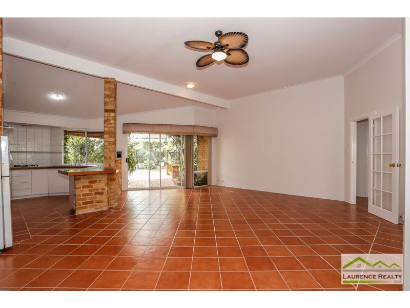 16 Volos Cove, Mindarie WA 6030