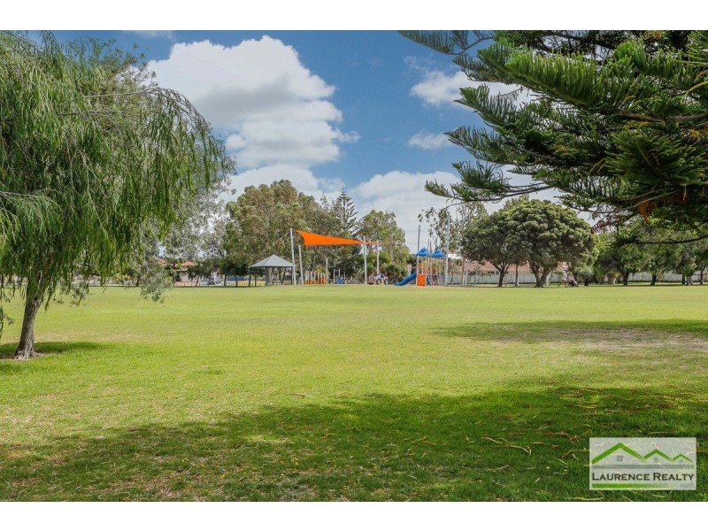 16 Volos Cove, Mindarie WA 6030