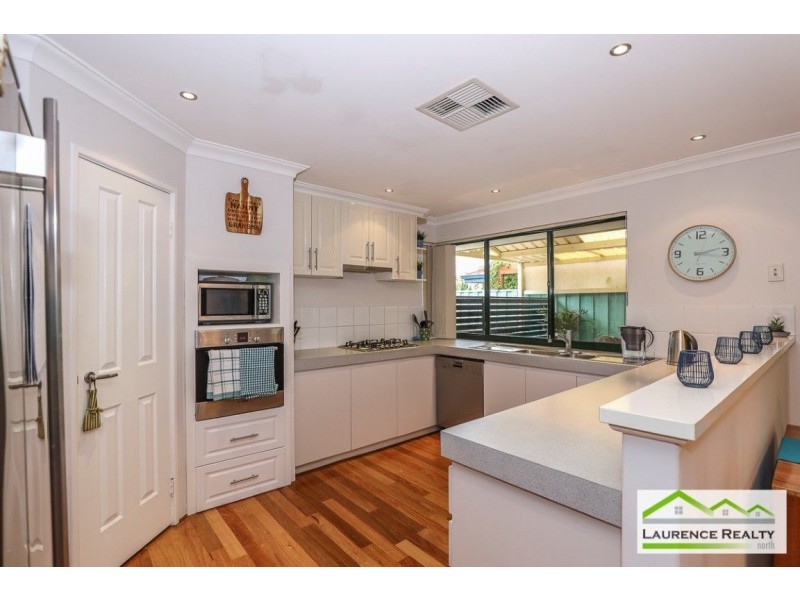 8 Crab Cove, Mindarie WA 6030