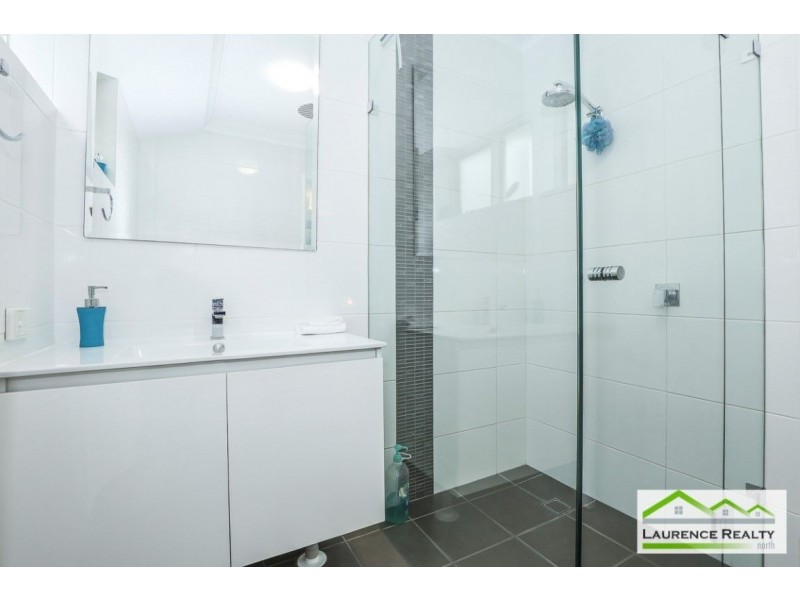 8 Crab Cove, Mindarie WA 6030