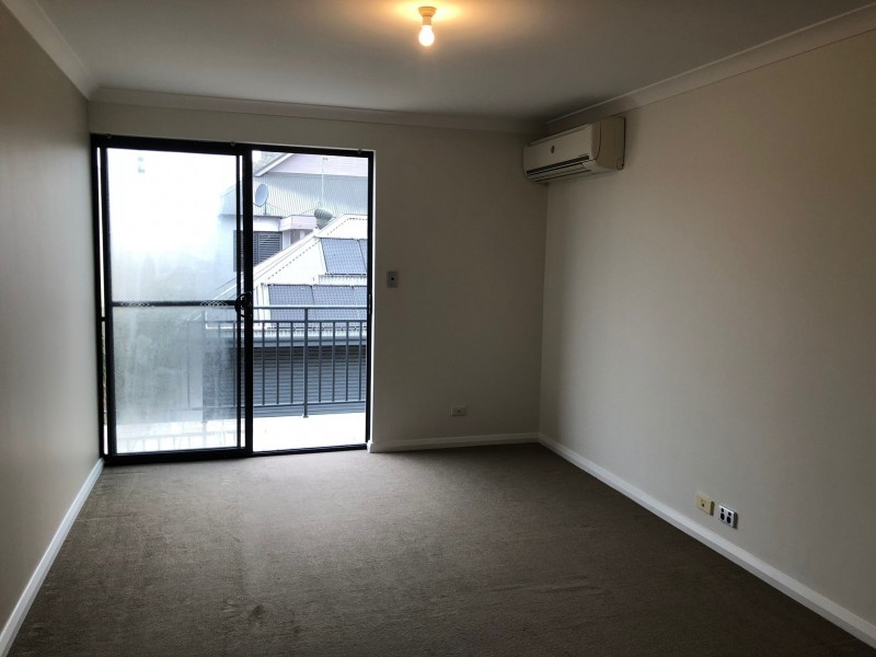 21a Hammersmith Court, Joondalup WA 6027