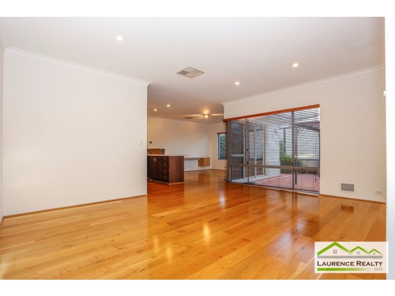 21 Airlie Chase, Clarkson WA 6030