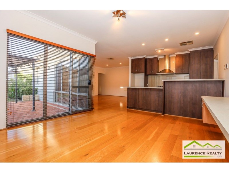 21 Airlie Chase, Clarkson WA 6030