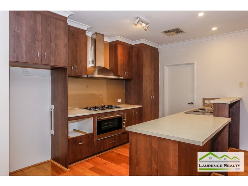 21 Airlie Chase, Clarkson WA 6030