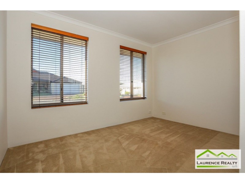 21 Airlie Chase, Clarkson WA 6030