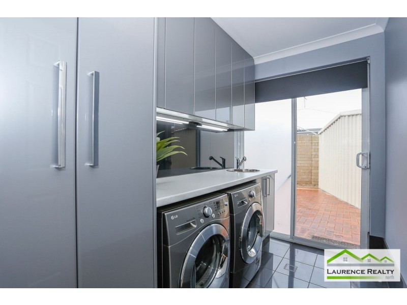 10 Samos Place, Mindarie WA 6030