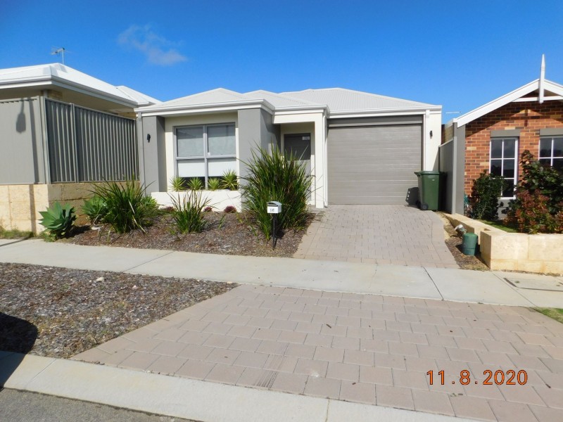 16 Mikado Road, Eglinton WA 6034