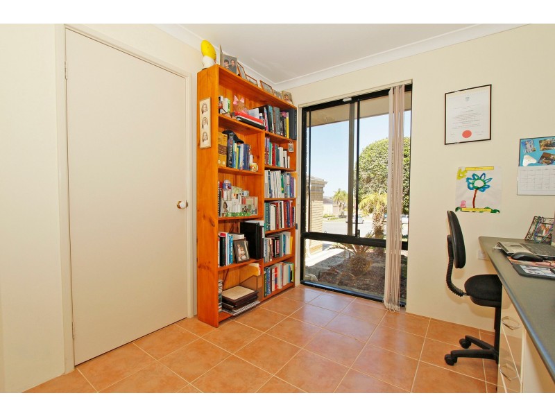 9 Pattani Court, Mindarie WA 6030