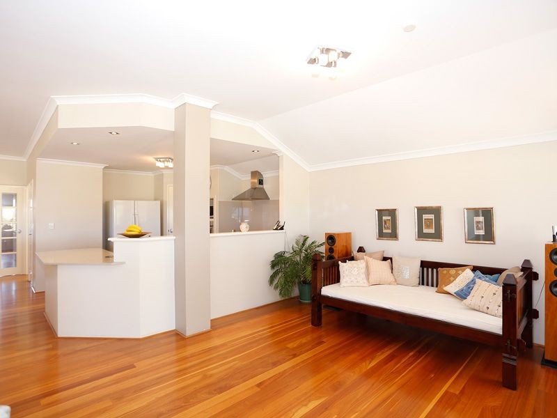 37 Andros Circuit, Mindarie WA 6030