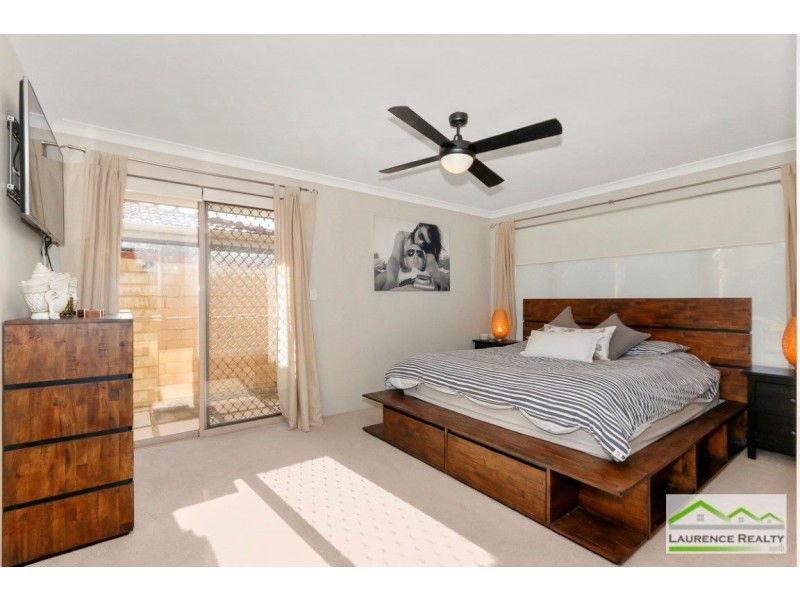 33 Rothesay Heights, Mindarie WA 6030