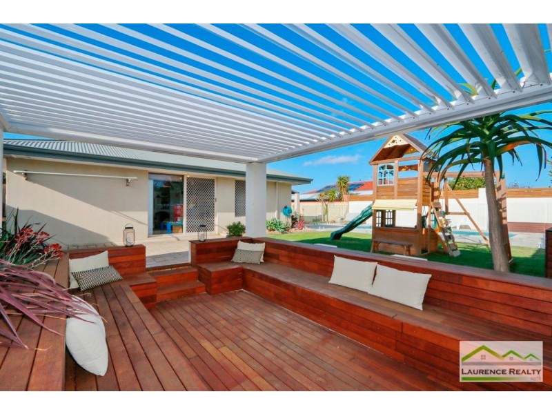 33 Rothesay Heights, Mindarie WA 6030