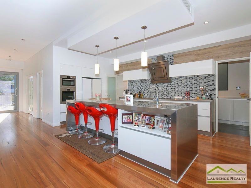 23 Swansea Promenade, Mindarie WA 6030