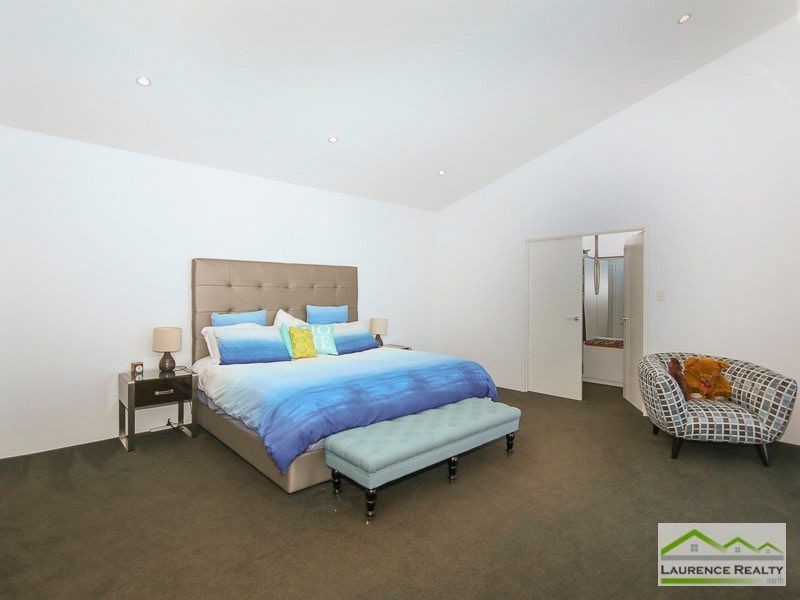 23 Swansea Promenade, Mindarie WA 6030