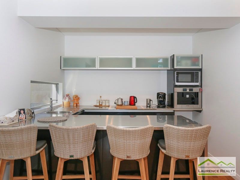 23 Swansea Promenade, Mindarie WA 6030