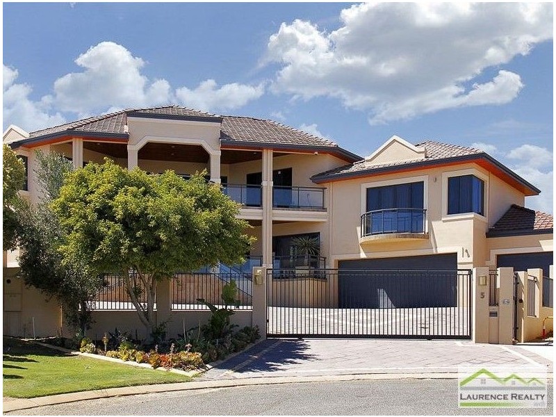 5 Bari Place, Mindarie WA 6030