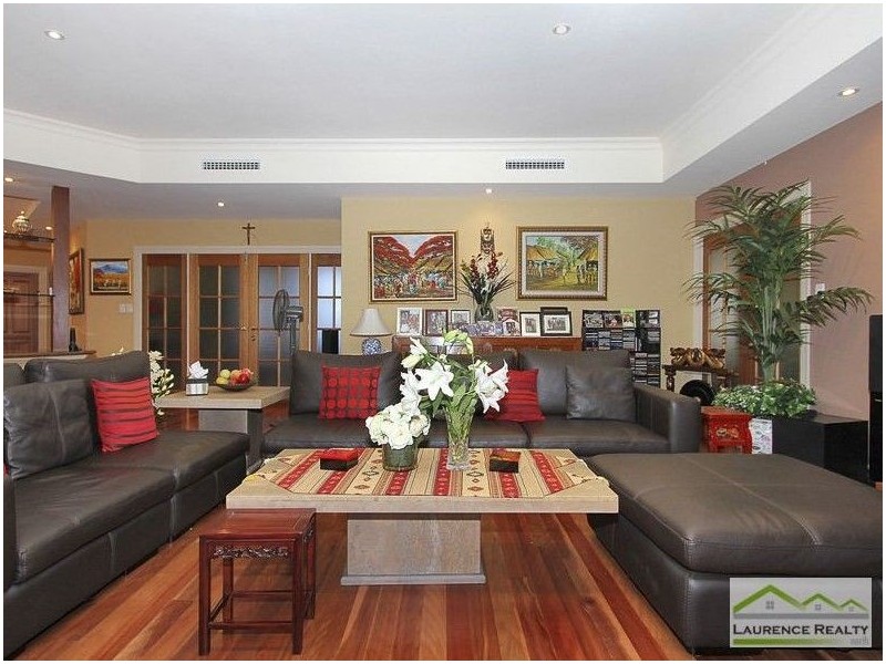 5 Bari Place, Mindarie WA 6030