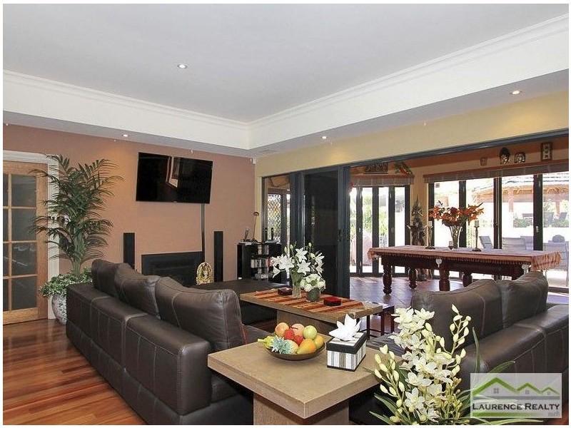 5 Bari Place, Mindarie WA 6030