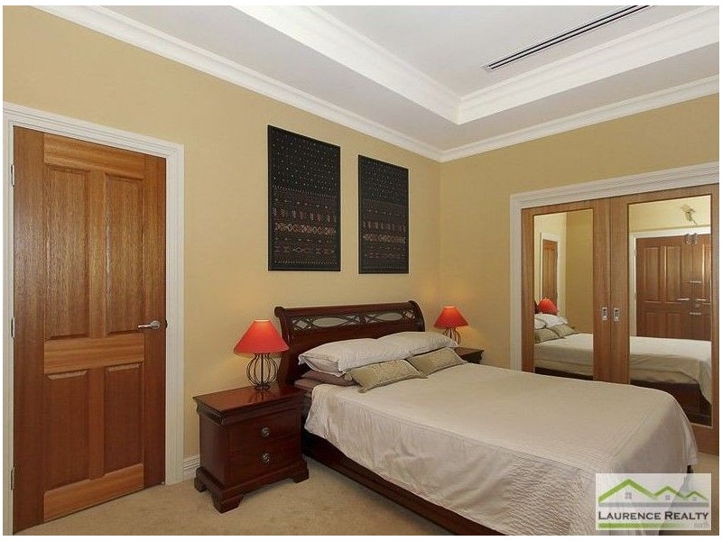 5 Bari Place, Mindarie WA 6030