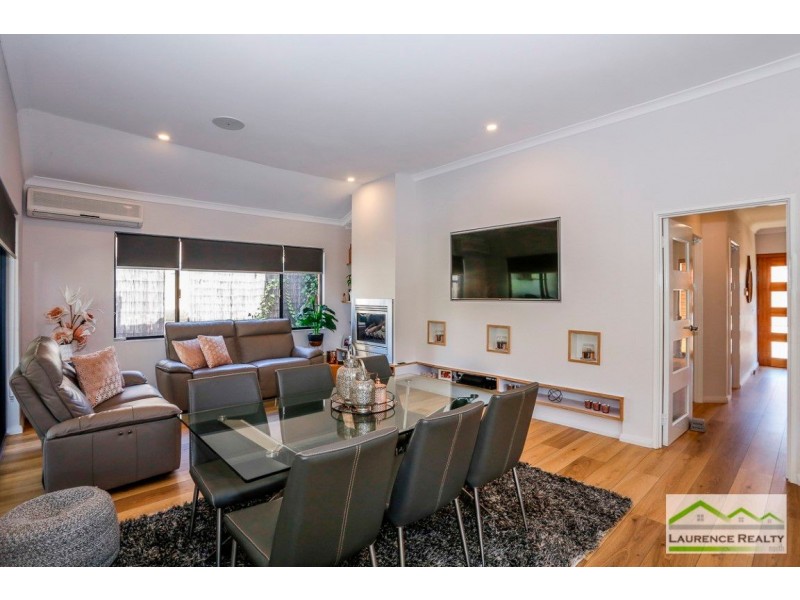 10 Lena Pass, Mindarie WA 6030