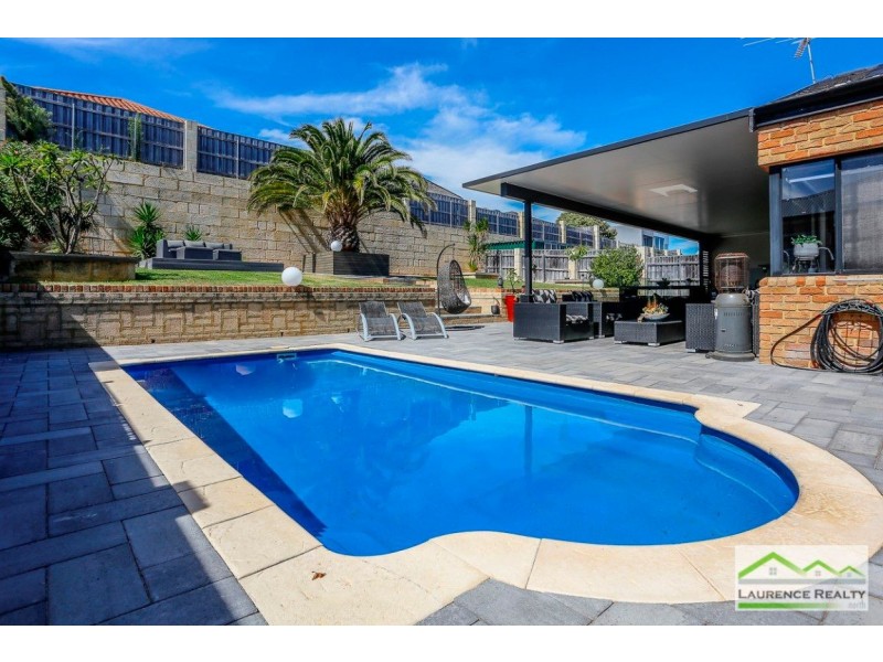 10 Lena Pass, Mindarie WA 6030