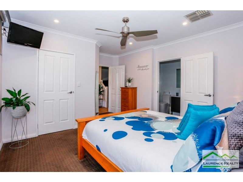 10 Lena Pass, Mindarie WA 6030