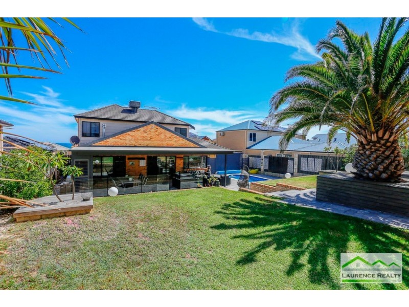 10 Lena Pass, Mindarie WA 6030
