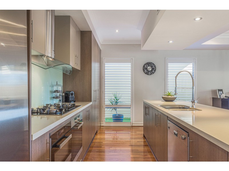 2 Itea Place, Mindarie WA 6030