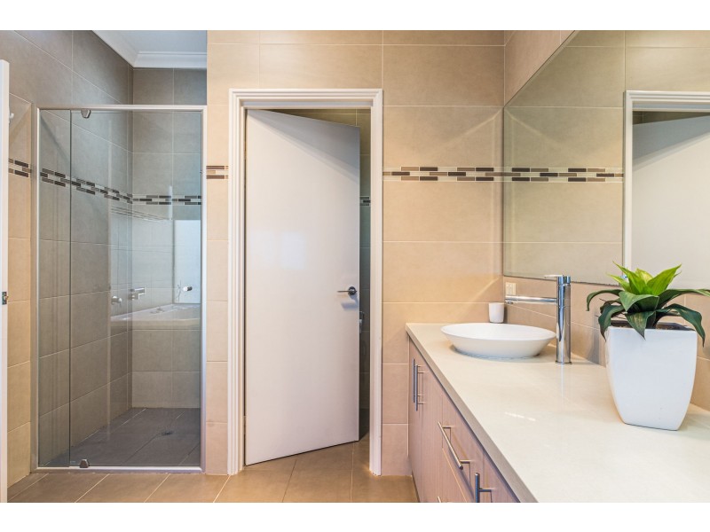 2 Itea Place, Mindarie WA 6030