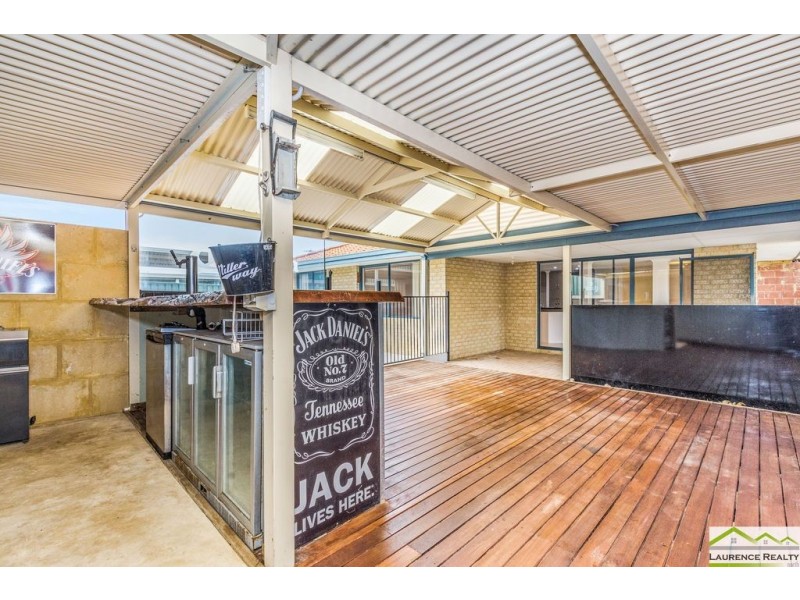 75 Dalvik Avenue, Merriwa WA 6030