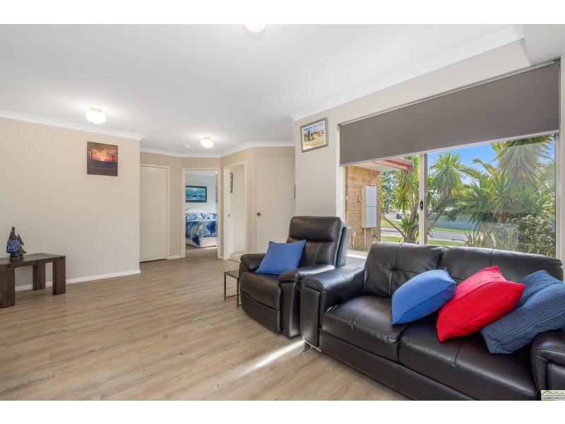 111 St Barnabas Boulevard, Quinns Rocks WA 6030