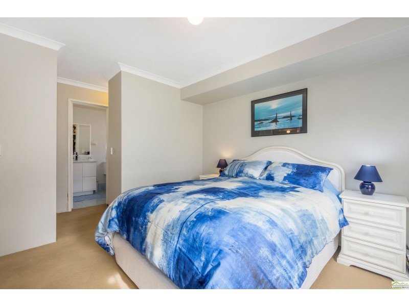 111 St Barnabas Boulevard, Quinns Rocks WA 6030